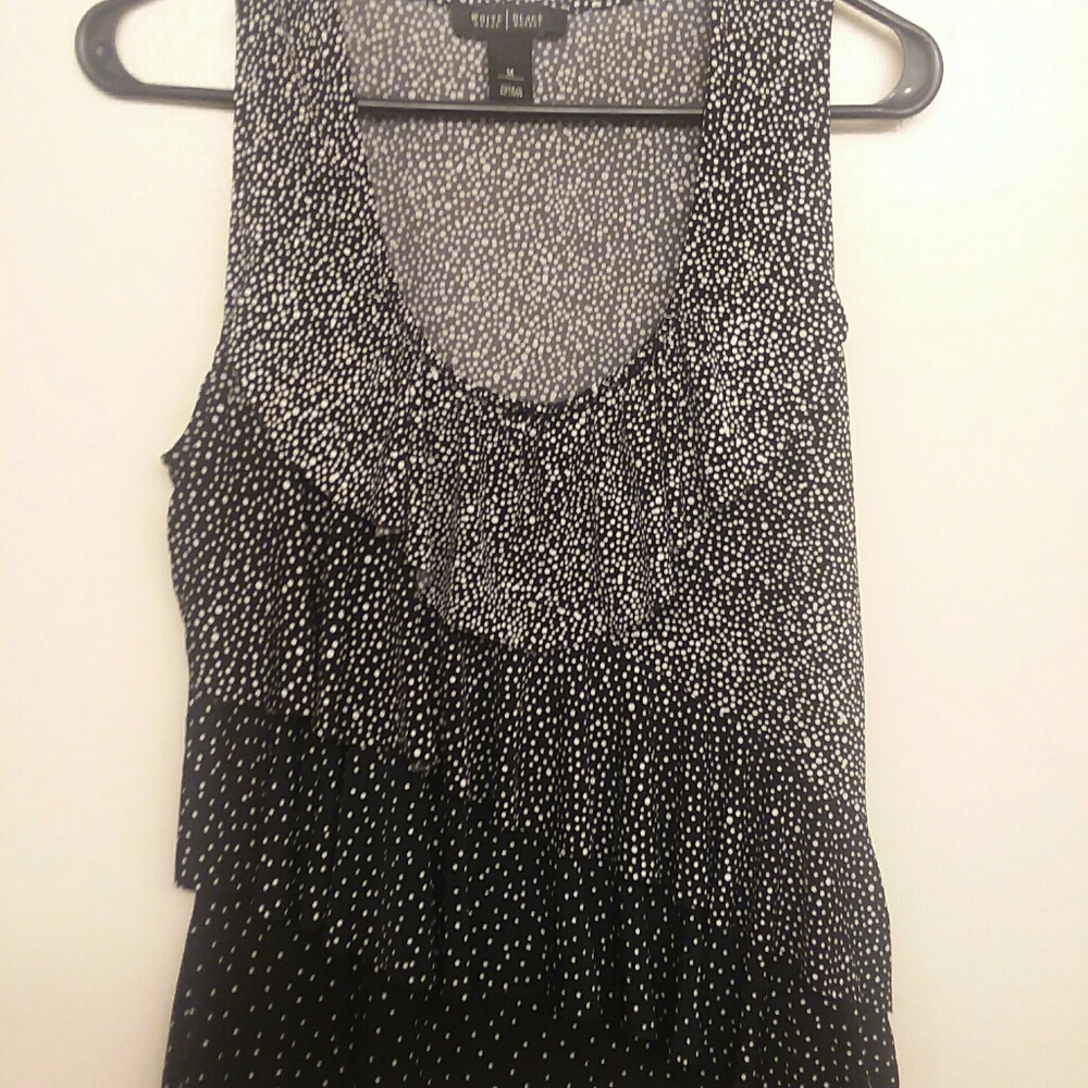 White house black market sleeveless tank top.